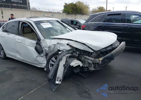 2011 Honda Accord 2.4 Ex-L z USA, uszkodzony, nr VIN 1HGCP2F80BA009541